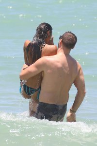 Romee Strijd, Jasmine Tookes & Lais Ribeiro Sexy thefappening.so 117.jpg