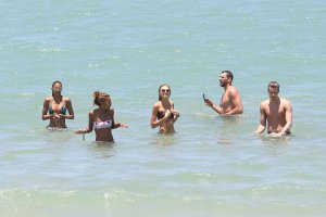 Romee Strijd, Jasmine Tookes & Lais Ribeiro Sexy thefappening.so 151.jpg