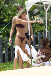 Romee Strijd, Jasmine Tookes & Lais Ribeiro Sexy thefappening.so 191.jpg