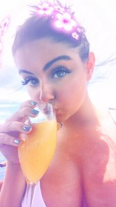 Ariel Winter Sexy 2.jpg