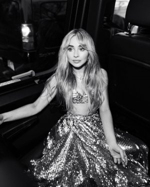 sabrinacarpenter_20220504_4.jpg