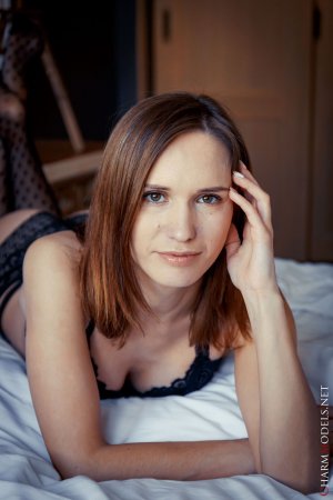 0004-01 thefappeningblog.com.jpg