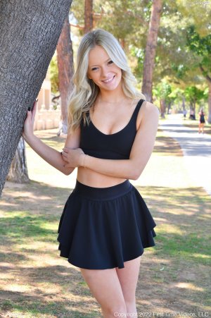 0009-01 thefappeningblog.com.jpg