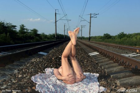 0004-17 thefappeningblog.com.jpg