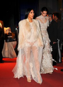 Kim Kardashian and Kendall Jenner Sexy thefappening.so 6.jpg