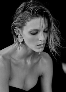 Anja Rubik Sexy 5.jpg