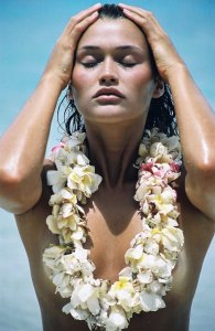 Chloé Lecareux Sexy & Topless 4 thefappening.so.jpg