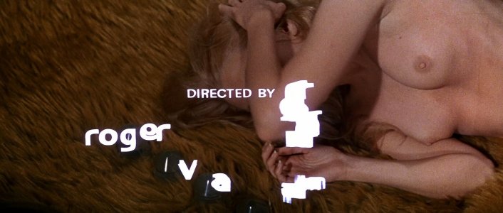 Barbarella (1968).mp4_snapshot_00.04.49.032.jpg