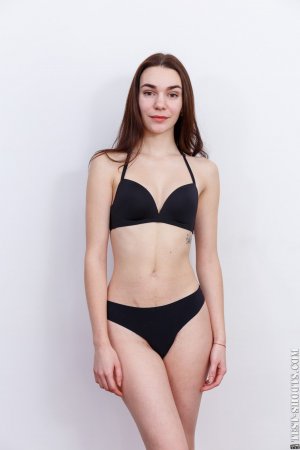 0002-10 thefappeningblog.com.jpg