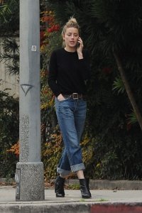 Amber Heard Pokies 4.jpg