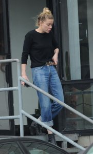 Amber Heard Pokies 10.jpg