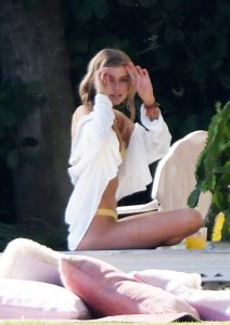 Stella Maxwell Sexy thefappening.so 42.JPG