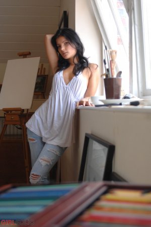 0419-01 thefappeningblog.com.jpg