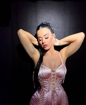 katy-perry_thefappeningblog.com_0001.jpg