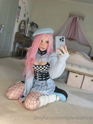 belle-delphine_thefappeningblog.com_0029.jpg