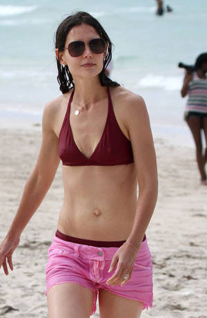 katie-holmes_thefappeningblog.com_0003.jpg