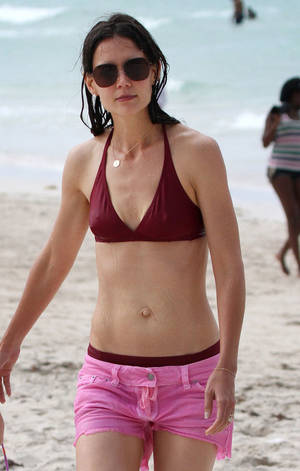 katie-holmes_thefappeningblog.com_0006.jpg