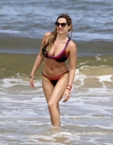 Kelly Brook in Bikini 05.jpg