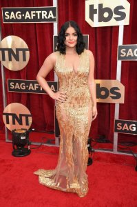 Ariel Winters Cleavage 5 thefappening.so.jpg