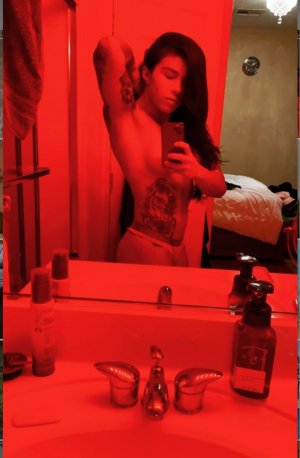 Screenshot_20210907-023945_Samsung Internet.jpg