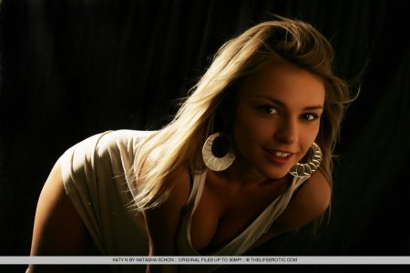 katy-n-secrets-01 thefappeningblog.com.jpg