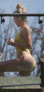 Khloe Kardashian thefappening.so 6.jpg