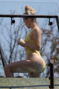 Khloe Kardashian thefappening.so 5.jpg
