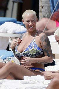Amber Rose Sexy thefappening.so 15.jpg