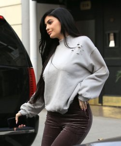 Kylie Jenner Sexy 5 thefappening.so.jpg