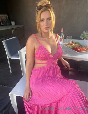 bella-thorne_thefappeningblog.com_0003.jpg