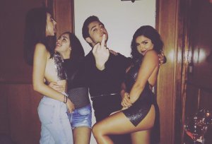 Ariel Winter Sexy.jpg