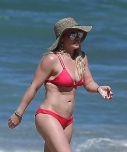 Hilary Duff Sexy 17 thefappening.so.jpg
