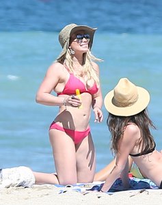 Hilary Duff Sexy 19 thefappening.so.jpg