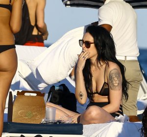 Rumer Willis Sexy 15 thefappening.so.jpg