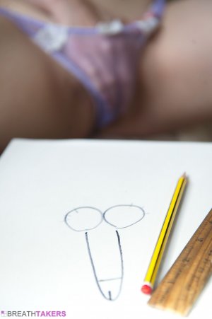 0198-10 thefappeningblog.com.jpg