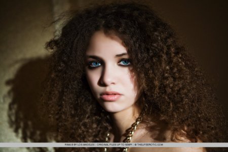 rima-b-magic-lamp-07 thefappeningblog.com.jpg