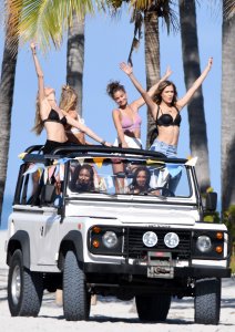 Victoria's Secret Angels Sexy 90 thefappening.so.JPG