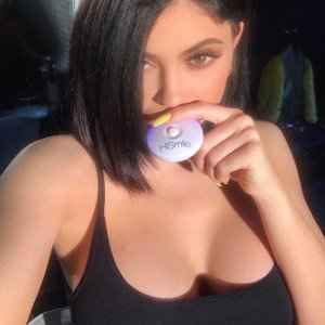 Kylie Jenner Sexy thefappening.so 1.jpg