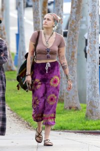 Paris Jackson Braless 17 thefappening.so.jpg