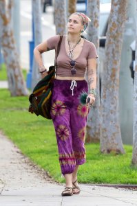 Paris Jackson Braless 14 thefappening.so.jpg