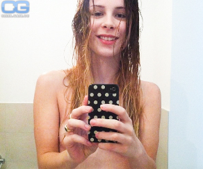 lena-meyer-landrut-topless-885639.jpeg
