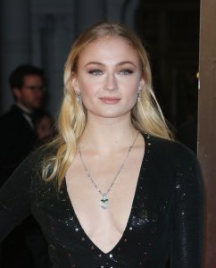 Sophie Turner Sexy 268 thefappening.so.jpg