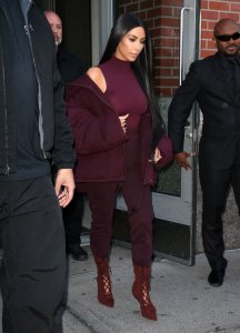 Kim Kardashian See Through 40 thefappening.so.jpg