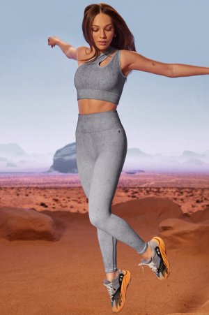 Fabletics collection (15).jpg
