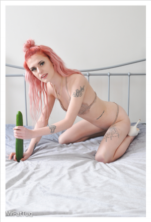 Screenshot 2021-08-12 at 10-53-10 Babyb Guess what happens next #babyb.png