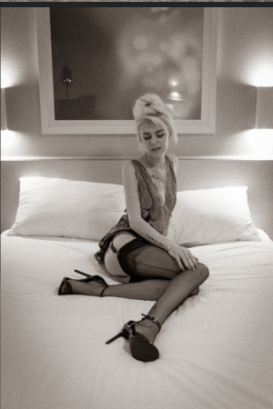 Screenshot 2021-08-12 at 11-55-35 White Trash.png