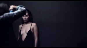 Bella Hadid Sexy Topless 19 thefappening.so.jpg