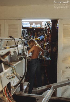 Megan Samperi_Sunkissed 2020-12 (57).jpg