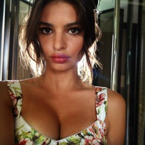 Emily Ratajkowski New Leaked Photos 152 thefappening.so.jpg