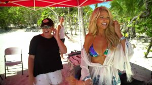 Christie Brinkley Sports Illustrated Swimsuit 2017.JPG